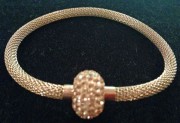 gold-mesh-bracelet