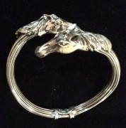 horse-bangle-maria-belen