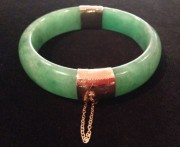 jade-bangle-gold-hinge