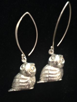 Silver owl earrings discount