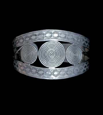 Handmade Silver Circle Design Cuff